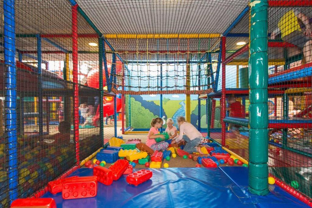 4-6 Persoons Vakantiewoning Met Eigen Tuin Villa Bakkeveen Luaran gambar